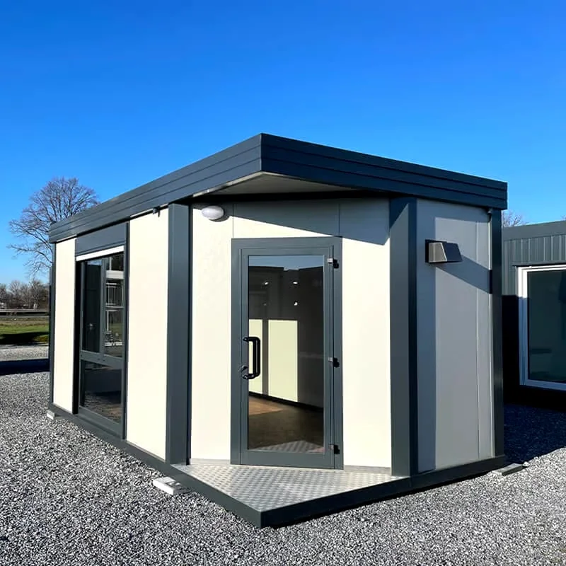 Designer Pavillon 18