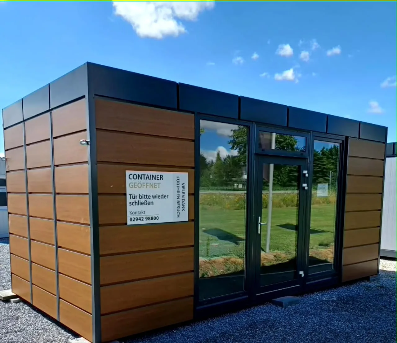 Verkaufspavillon mit bodentiefen Fenstern 18 – Bild 2