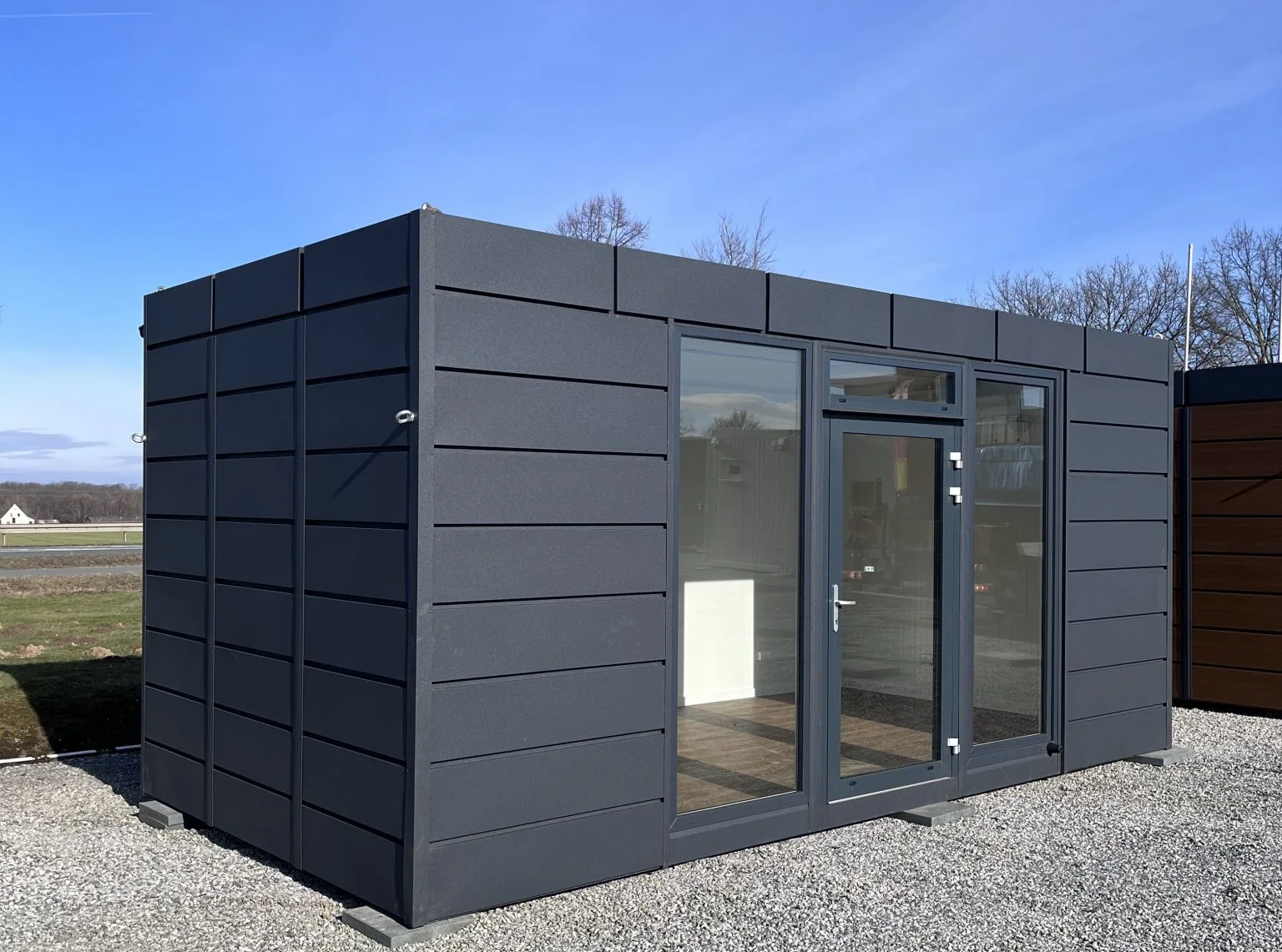 Verkaufspavillon mit bodentiefen Fenstern ca. 18 m² RAL 7016 – Bild 3